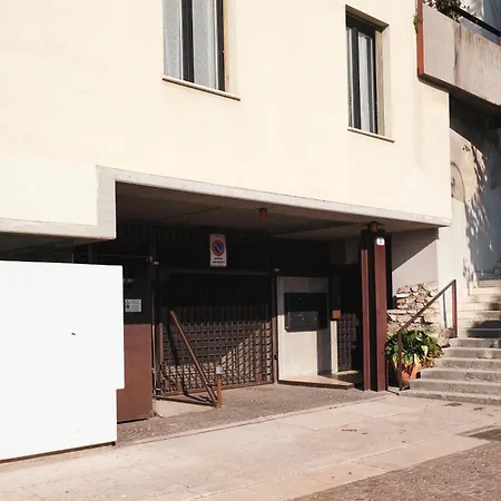 Dimora Ponte Pietra Apartmán