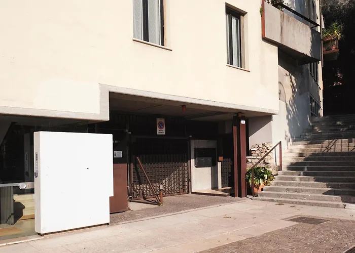 Dimora Ponte Pietra アパート